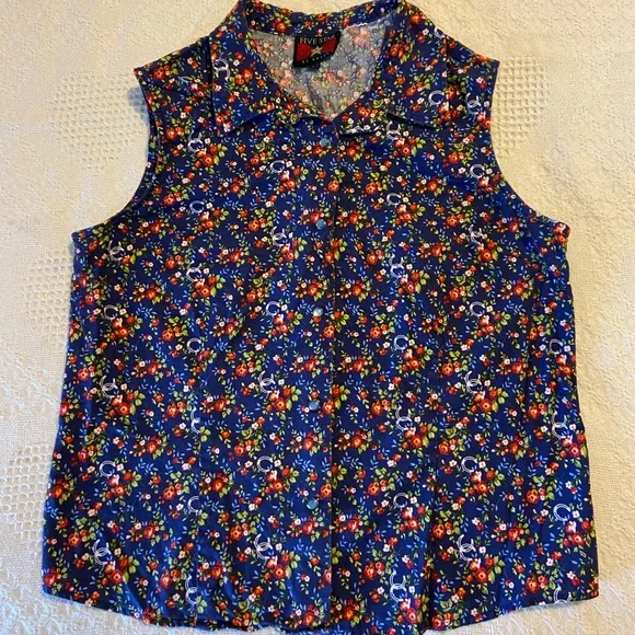 Top - Picture 7 of 10